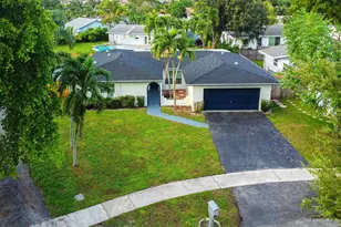 7841 NW 46th St, Lauderhill, FL 33351 - Photo 14