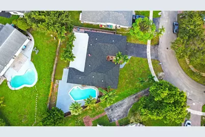 7841 NW 46th Street, Lauderhill, FL 33351 - Photo 2