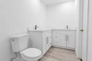 7841 NW 46th St, Lauderhill, FL 33351 - Photo 18