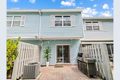 1989 NE 15th Avenue #1989, Fort Lauderdale, FL 33305 - Photo 2