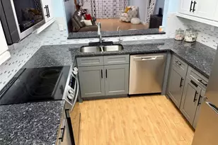 7302 S Devon Dr, Fort Lauderdale, FL 33321 - Photo 8