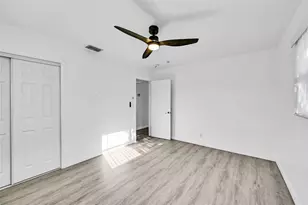 2409 Taft St, Hollywood, FL 33020 - Photo 12