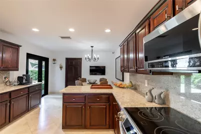 3182 Deer Creek Lake Shore Drive, Deerfield Beach, FL 33442 - Photo 10