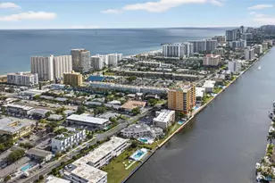 1001 N Riverside Dr, Pompano Beach, FL 33062 - Photo 2