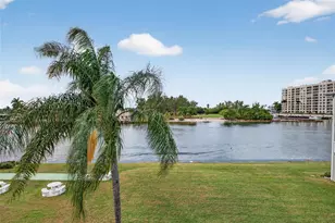 1001 N Riverside Dr, Pompano Beach, FL 33062 - Photo 26