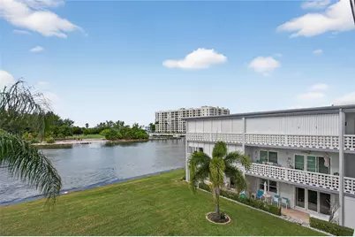1001 N Riverside Drive #305, Pompano Beach, FL 33062 - Photo 8