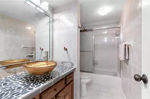 5921 Coral Lake Dr, Margate, FL 33063 - Photo 32