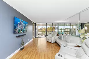 5921 Coral Lake Dr, Margate, FL 33063 - Photo 16