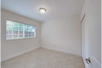 410 SW 15th Street #201, Pompano Beach, FL 33060 - Photo 4