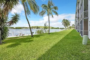 4311 Crystal Lake Dr, Deerfield Beach, FL 33064 - Photo 2