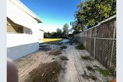 9199 SW 49th Place, Cooper City, FL 33328 - Photo 32