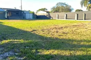 9199 SW 49th Pl, Fort Lauderdale, FL 33328 - Photo 2