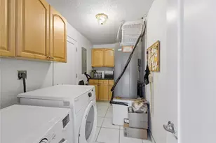 5551 SW 8th St, Margate, FL 33068 - Photo 20