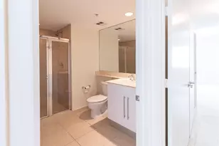 335 S Biscayne Blvd, Miami, FL 33131 - Photo 10