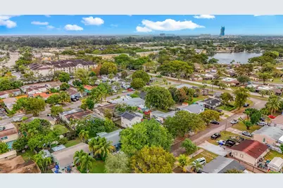 7141 Custer Street, Hollywood, FL 33024 - Photo 82