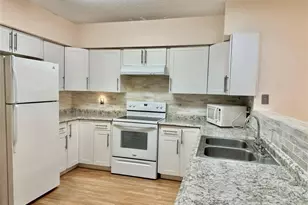 11461 NW 38th St, Coral Springs, FL 33065 - Photo 6