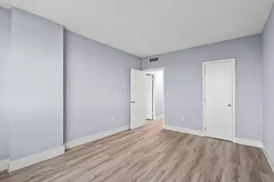 500 Bayview Dr, Sunny Isles Beach, FL 33160 - Photo 12