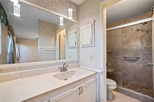 13653 Serena Dr, Largo, FL 33774 - Photo 20