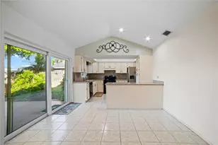 13653 Serena Dr, Largo, FL 33774 - Photo 12