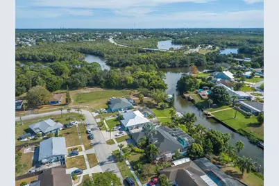 460 NE Cornwall Avenue, Port Saint Lucie, FL 34983 - Photo 72