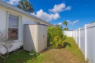 460 NE Cornwall Ave, Port Saint Lucie, FL 34983 - Photo 34