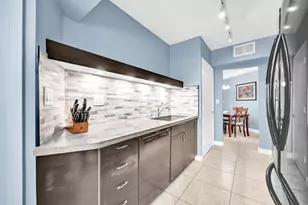 7200 Radice Ct, Lauderhill, FL 33319 - Photo 20