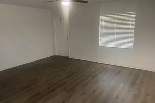 1451 NW 20th Ct, Fort Lauderdale, FL 33311 - Photo 4