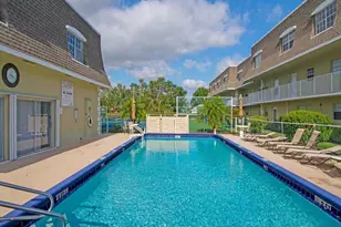 1901 Indian River Blvd Unit, Vero Beach, FL 32960 - Photo 4