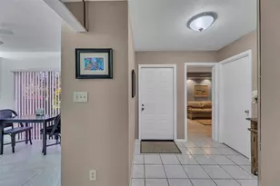 2260 Seagrape Cir, Pompano Beach, FL 33066 - Photo 12