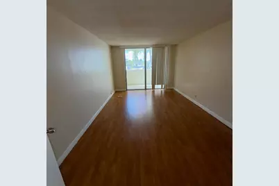 701 Three Islands Boulevard #215, Hallandale Beach, FL 33009 - Photo 6