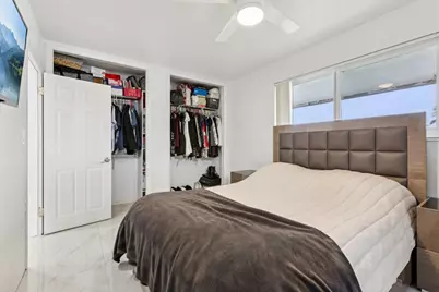 8700 NW 11th Street, Hollywood, FL 33024 - Photo 14