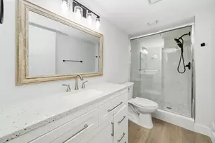 2214 S Cypress Bend Dr, Pompano Beach, FL 33069 - Photo 12