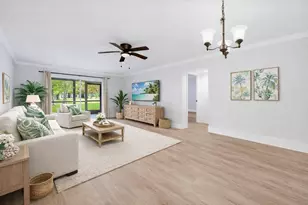 2214 S Cypress Bend Dr, Pompano Beach, FL 33069 - Photo 2