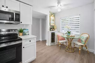 2214 S Cypress Bend Dr, Pompano Beach, FL 33069 - Photo 10