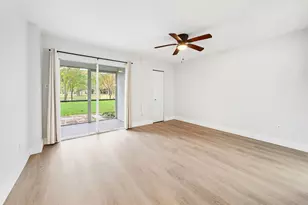 2214 S Cypress Bend Dr, Pompano Beach, FL 33069 - Photo 18