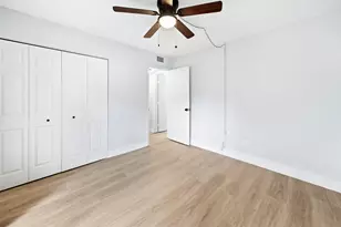 2214 S Cypress Bend Dr, Pompano Beach, FL 33069 - Photo 30