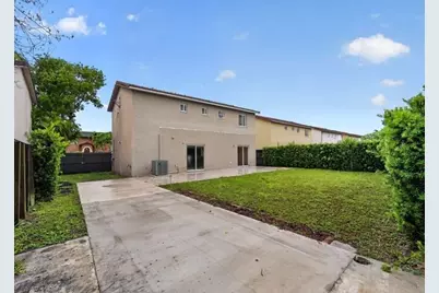 18123 SW 154th Avenue, Miami, FL 33187 - Photo 2