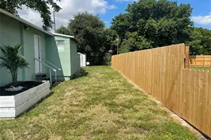 136 N 24th Ave, Hollywood, FL 33020 - Photo 16