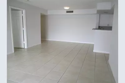 5045 Wiles Road #206, Coconut Creek, FL 33073 - Photo 8