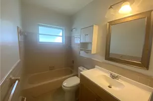 7104 NW 70th St, Tamarac, FL 33321 - Photo 20