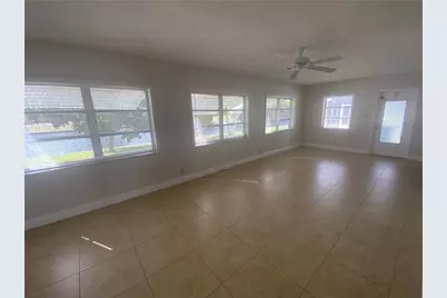 7104 NW 70th Street, Tamarac, FL 33321 - Photo 10