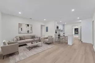 1398 NE 37th St, Oakland Park, FL 33334 - Photo 4