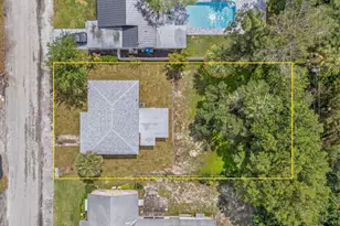 1398 NE 37th St, Oakland Park, FL 33334 - Photo 20