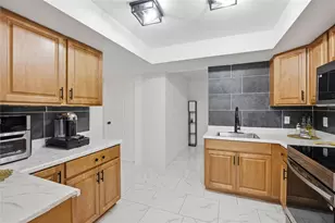 6599 NW 1st St, Margate, FL 33063 - Photo 6