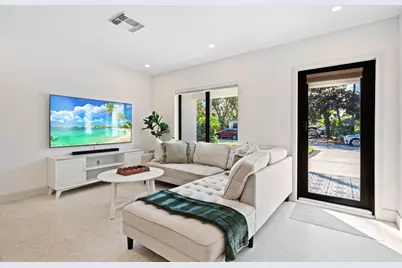 1604 NE 16th Avenue, Fort Lauderdale, FL 33305 - Photo 4