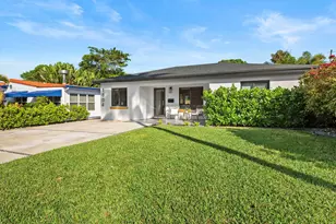 1604 NE 16th Ave, Fort Lauderdale, FL 33305 - Photo 2