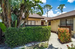 64 Macadamia Ct, Royal Palm Beach, FL 33411 - Photo 4