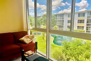 5985 Del Lago Cir, Sunrise, FL 33313 - Photo 10