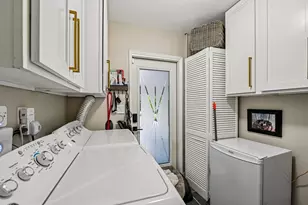 3676 NE 18th Ave, Oakland Park, FL 33334 - Photo 24