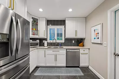 3676 NE 18th Avenue, Oakland Park, FL 33334 - Photo 10